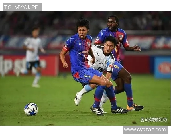扎幌冈萨多迎战柏太阳神激烈对决展现足球魅力与团队精神